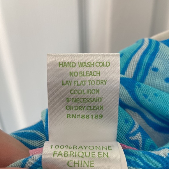 Lilly Pulitzer Riley Infinity Loop Scarf in What a Racket - Picture 6 of 6